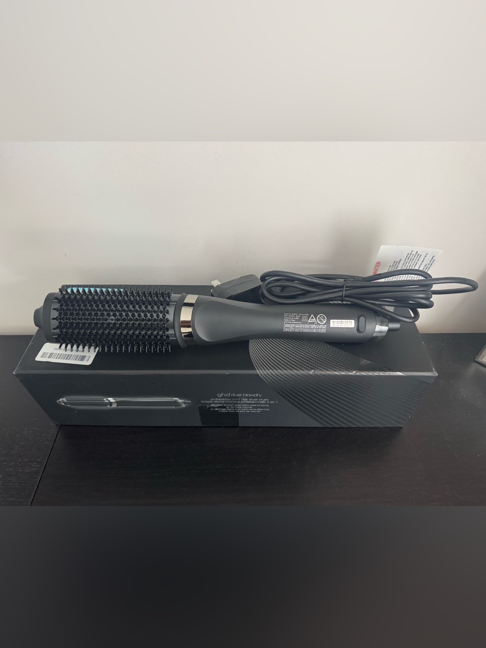 GHD Duet blowdry 2 in 1 hair dryer brush